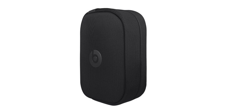 Beats Studio Pro carrying case