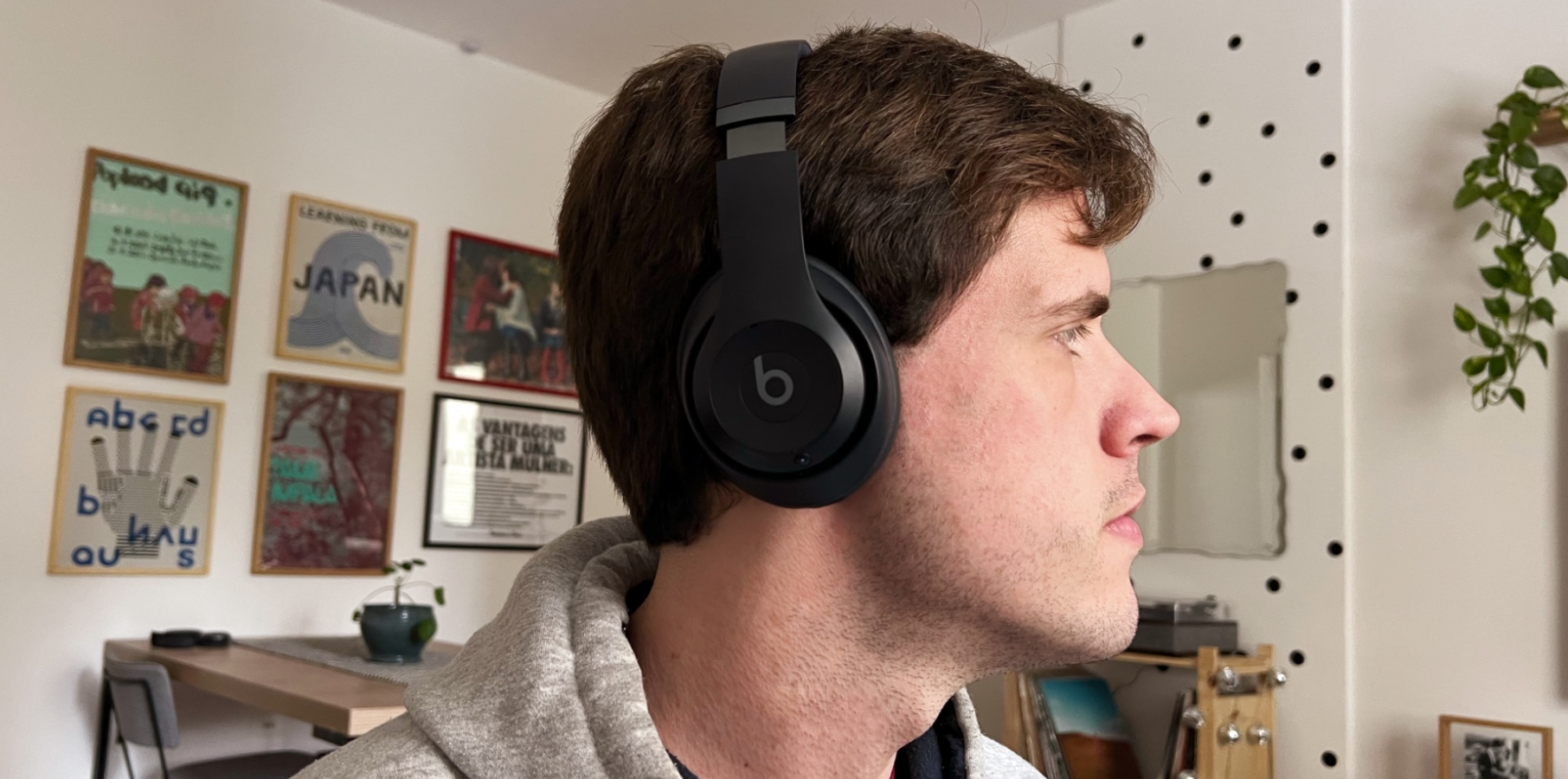 Beats studio on discount head