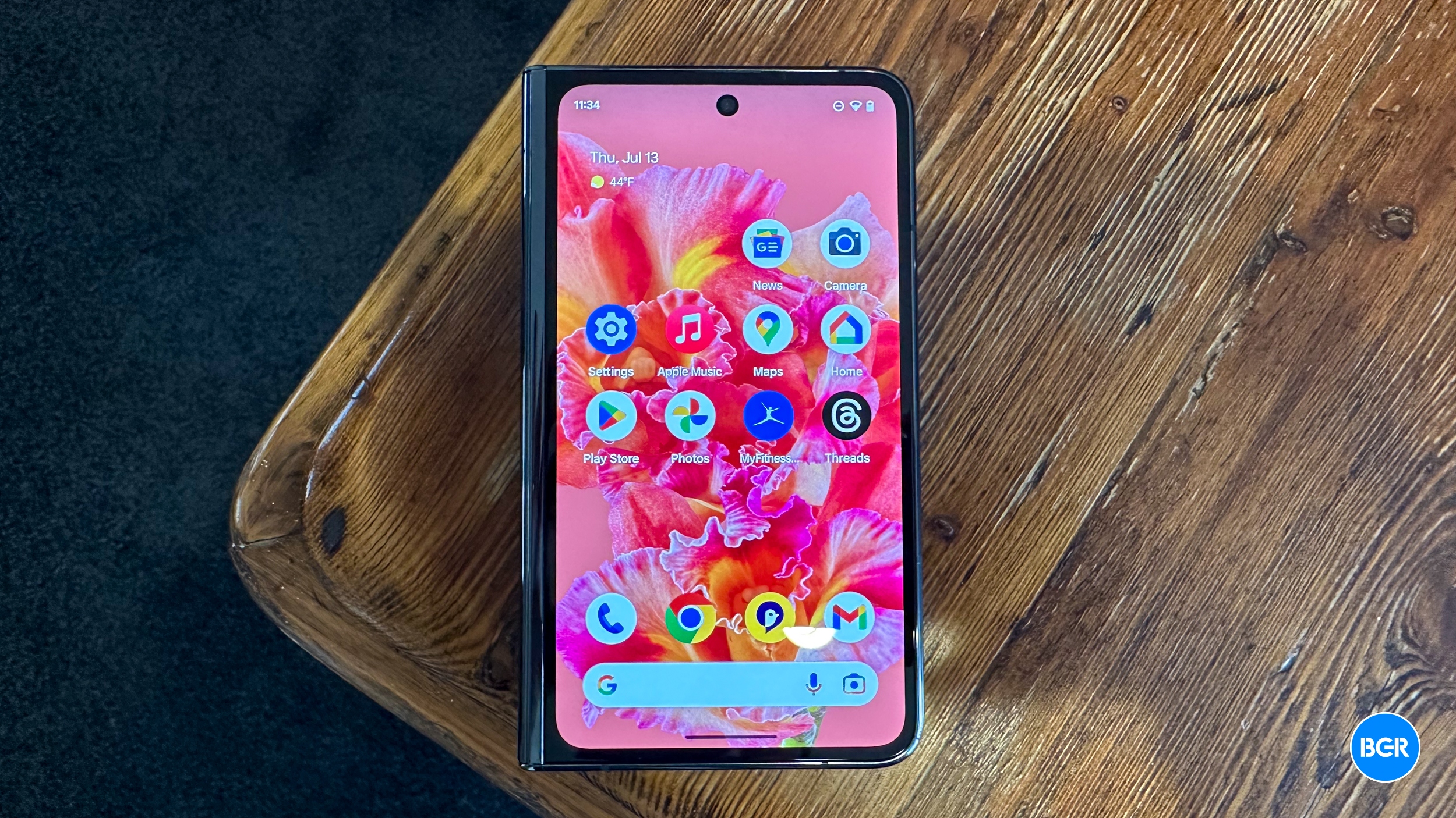 Google Pixel Fold Front