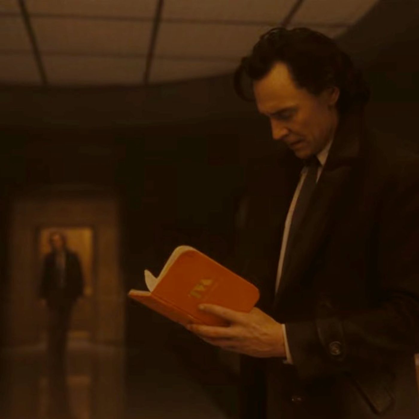 Marvel Studios' Loki Season 2 - Official 'Mid-Season' Trailer