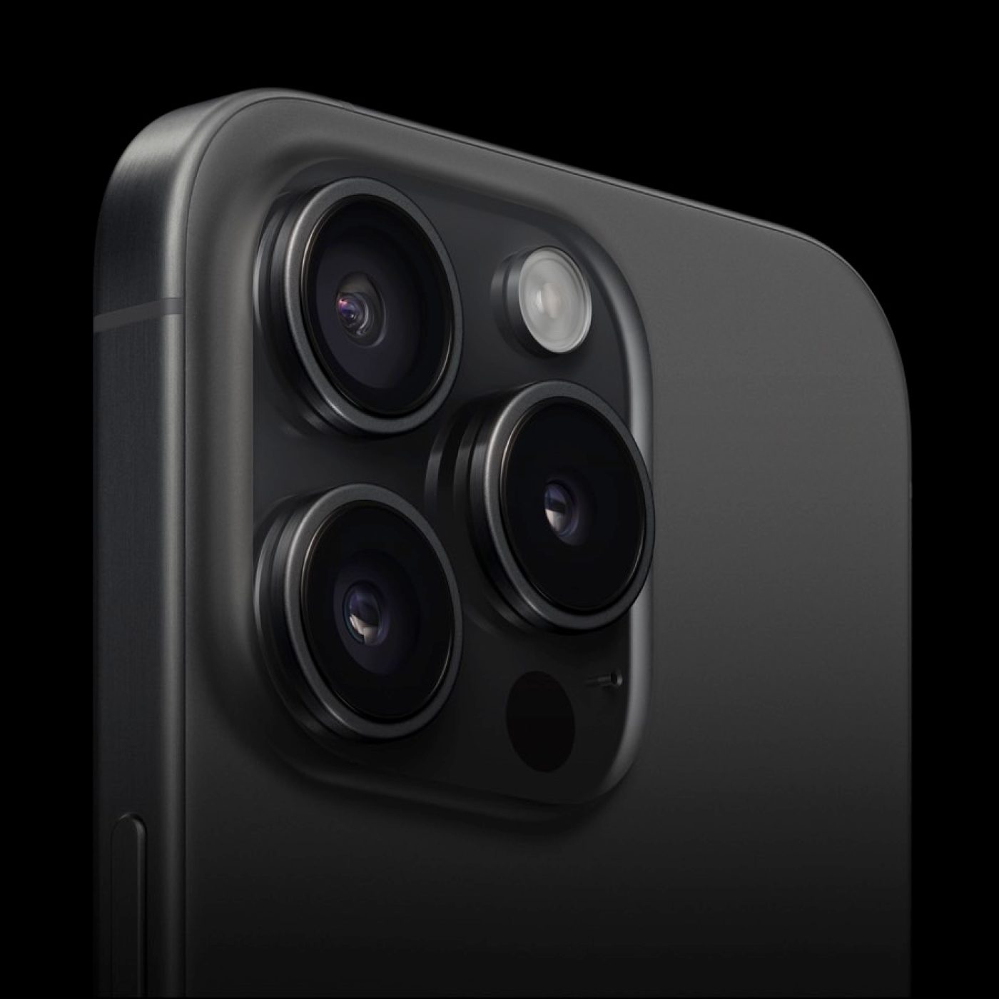 What's new with iPhone 15 Pro Max: Powerful A17 chip, 10x periscope camera