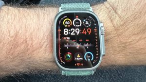 Weather app and other complications not refreshing on watchOS 10 / Apple Watch Ultra