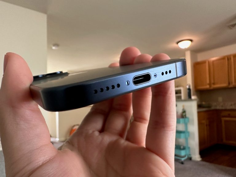 iPhone 15 Pro USB-C port