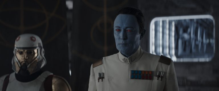 Captain Enoch (Wes Chatham) and Grand Admiral Thrawn (Lars Mikkelsen) in Ahsoka.