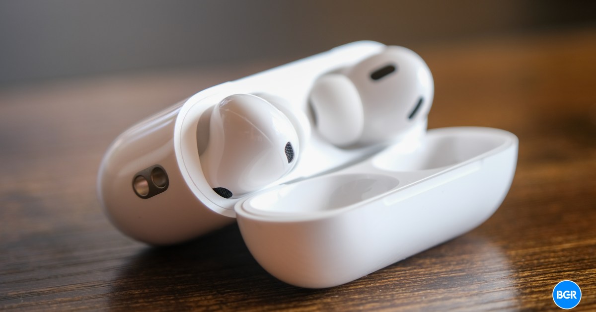 AirPods Pro 2 firmware update available with 5 iOS 18 features