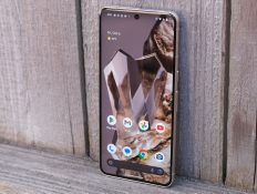 Pixel 8 Pro with Gemini is already the best AI phone, but today it’s even better