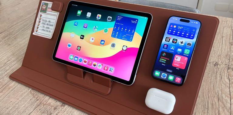 Moft Smart Desk Mat holding the iPad Air