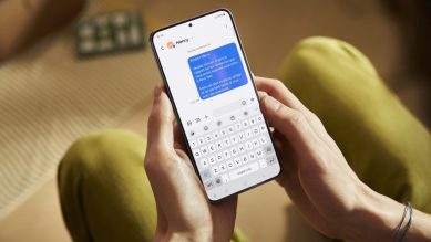 Galaxy AI lets you tweak the tone of your messages.