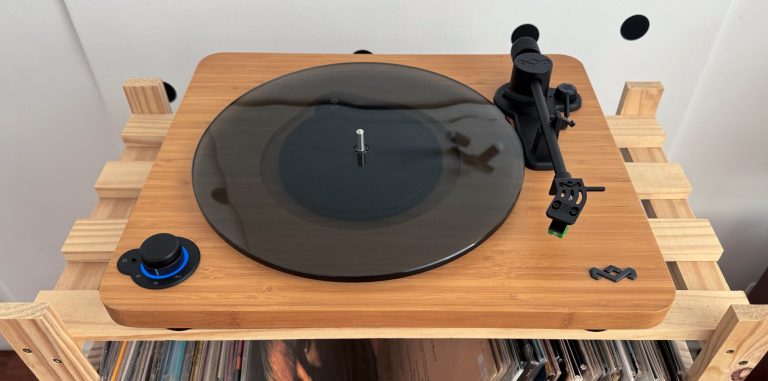 Stir It Up Lux Wireless Turntable