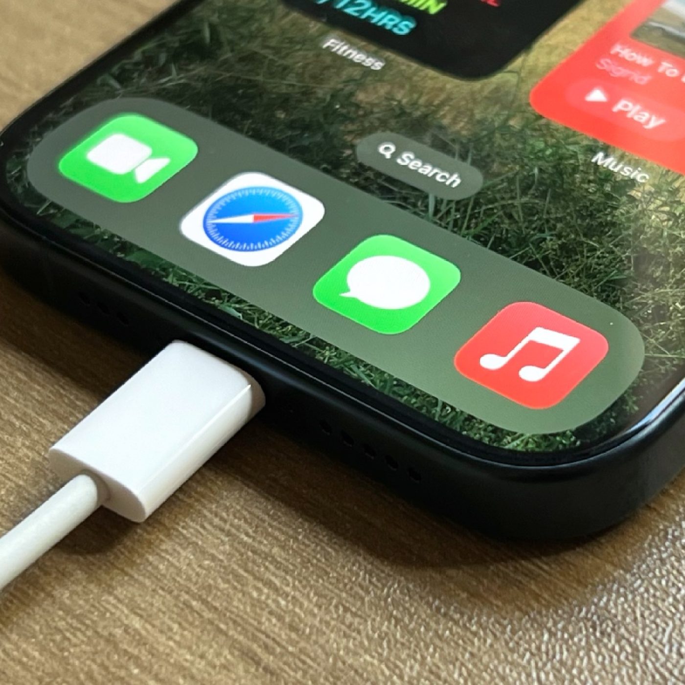 iPhone 16 Pro battery leak hints at improved battery life - ReadWrite