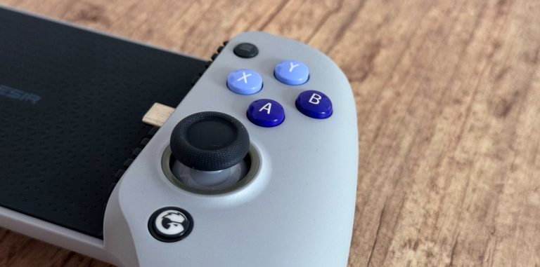 GameSir on X: The GameSir G8 Galileo features the GameSir™ moveable Type-C  Wired Connection, which is an exclusive patent of GameSir, making it work  with both all-new iPhone 15 series and various