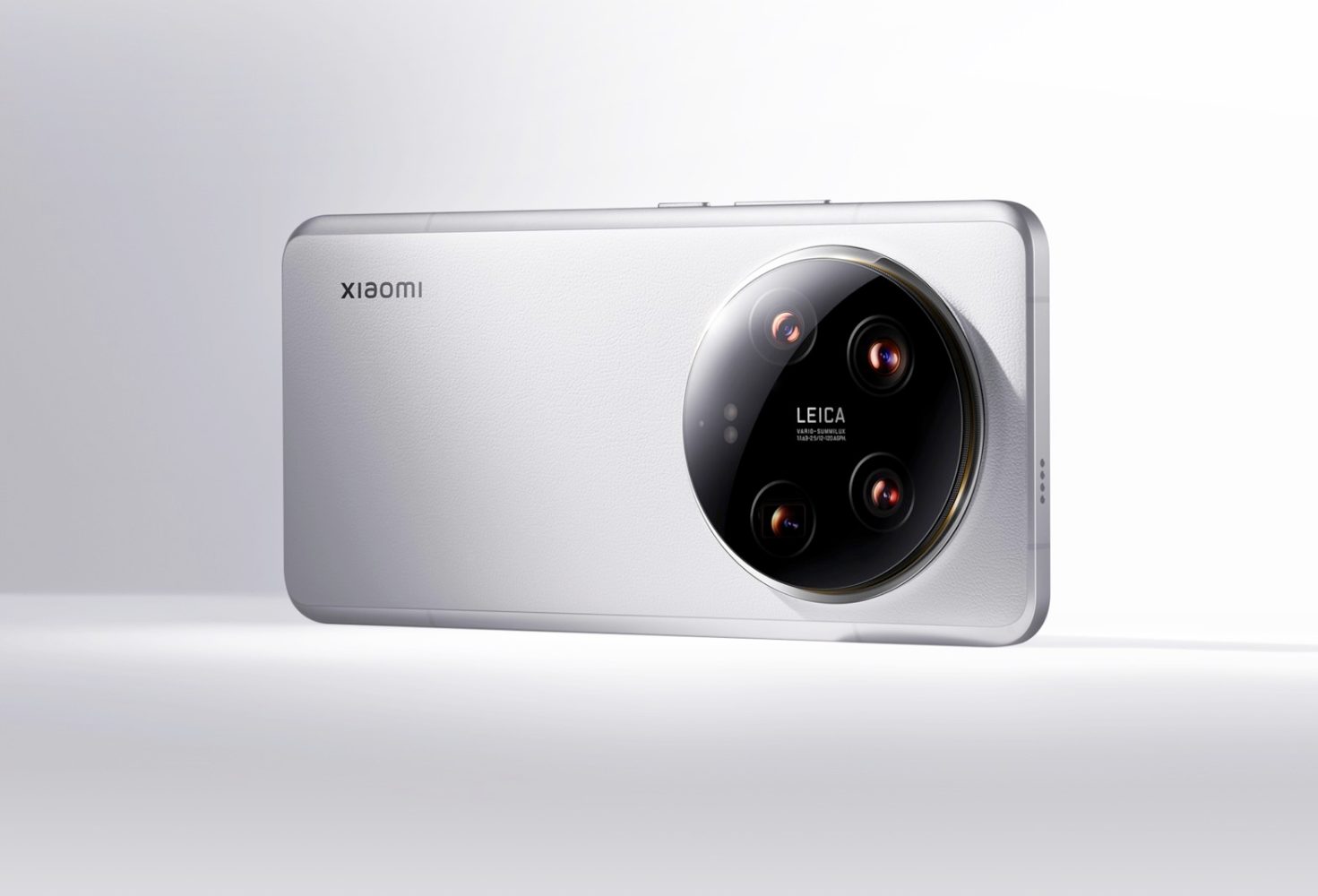 Xiaomi 14 Ultra launches in China ahead of MWC debut
