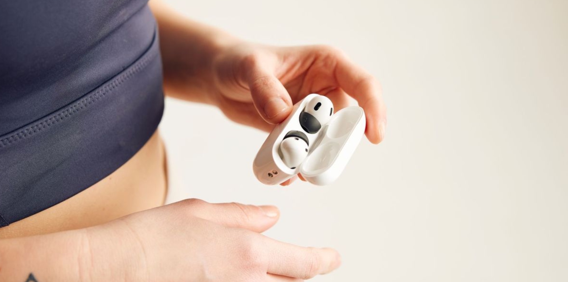 KeyBudz HyperFoam is a cheap‚ easy way to make AirPods Pro sound way better