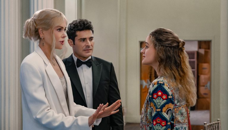 Nicole Kidman, Zac Efron, and Joey King in A Family Affair.