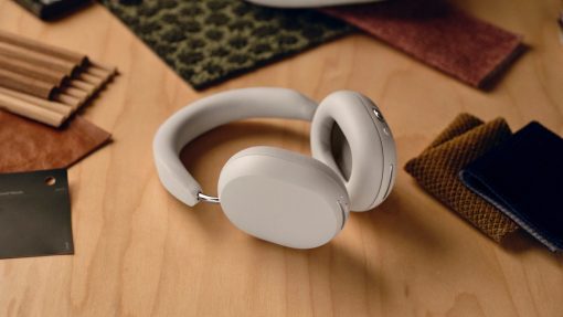 Sonos Ace wireless headphones in white.