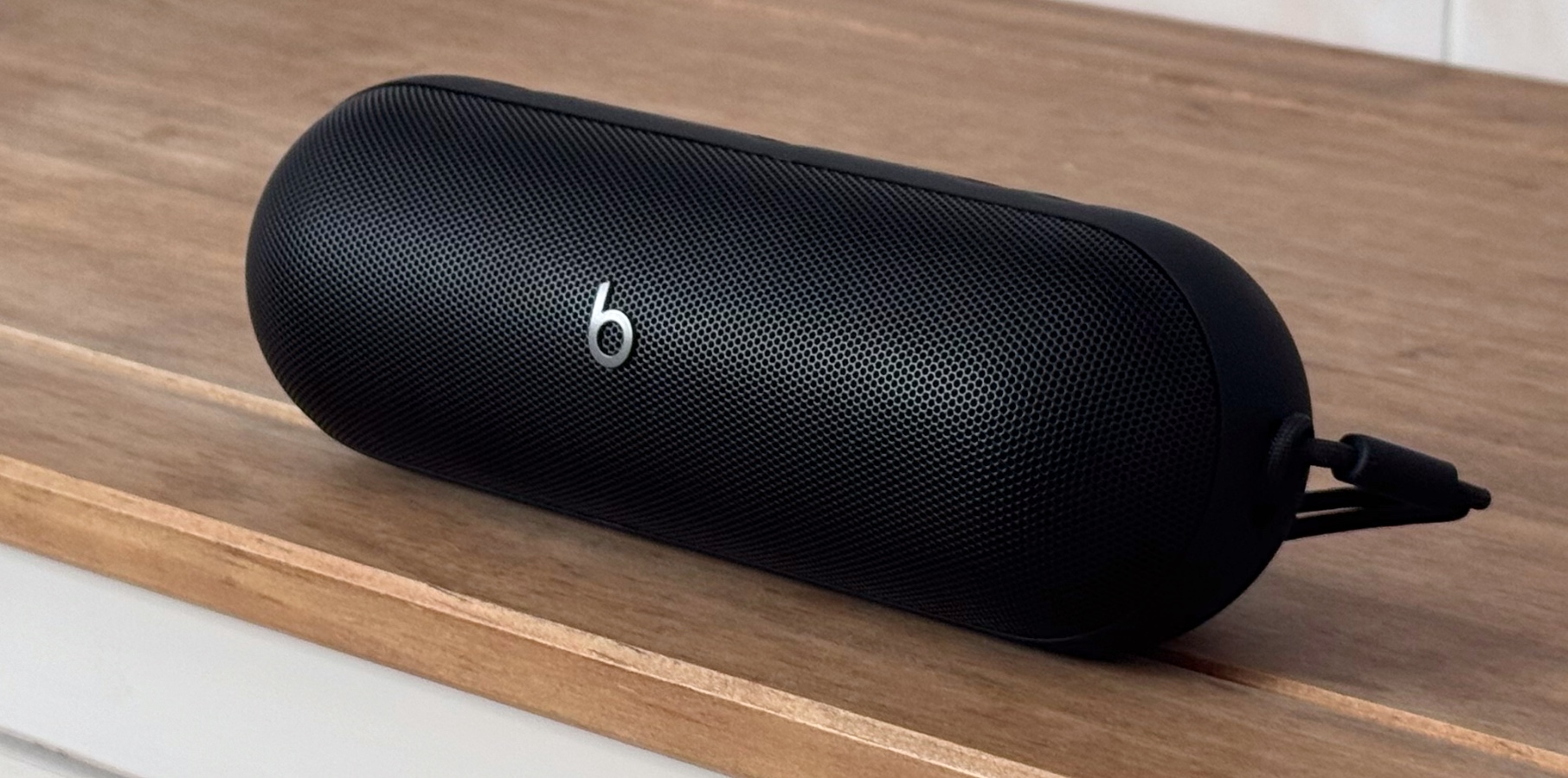 Shops beats pill portable