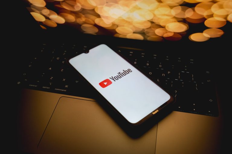 YouTube launches its own version of X/Twitter Community Notes