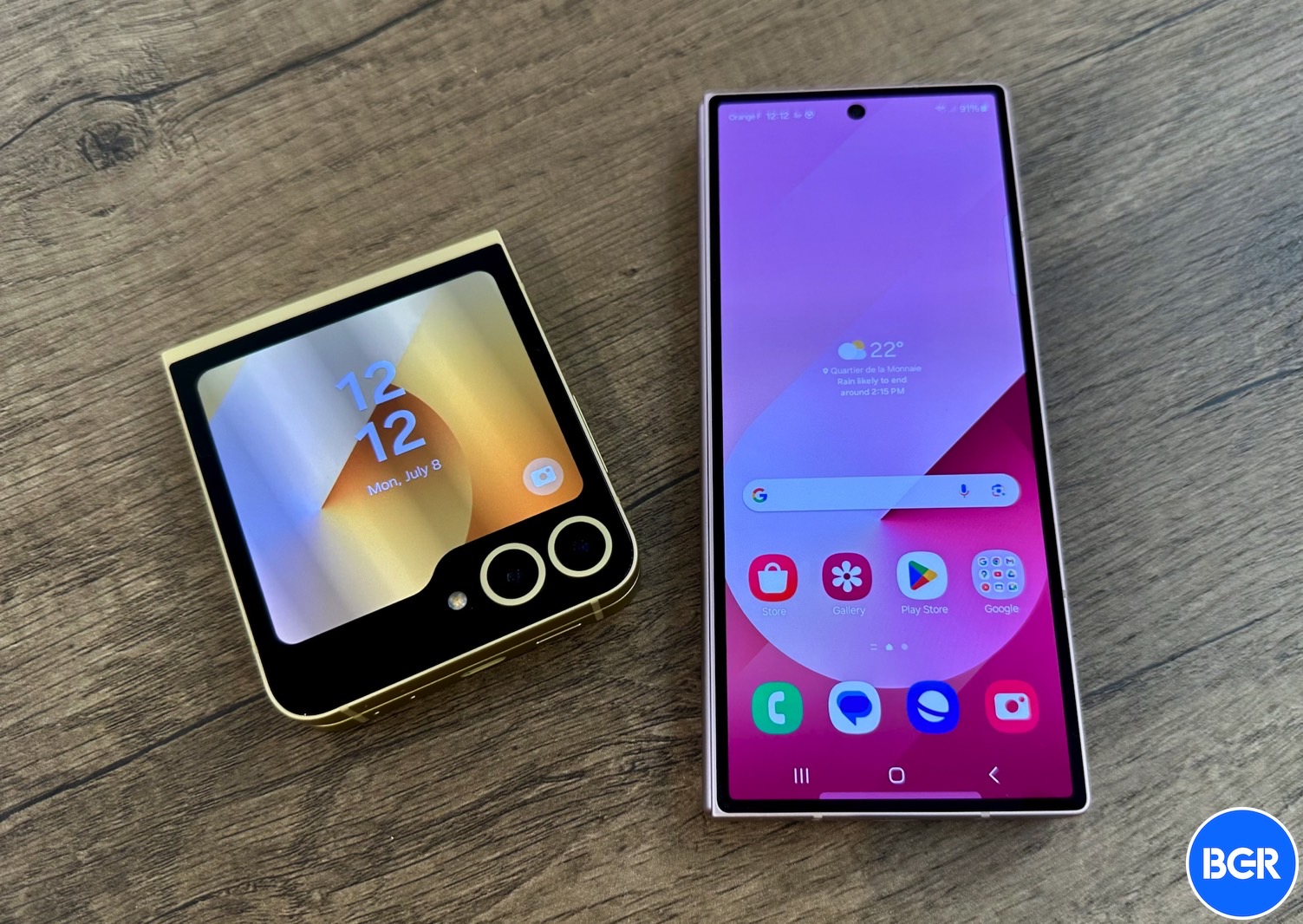 Galaxy Z Flip 6 and Fold 6: External displays.