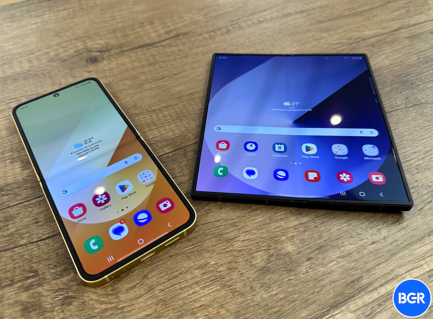 Galaxy Z Flip 6 and Galaxy Z Fold 6: Can you spot the crease?