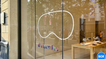 Vision Pro window from an Apple Store in Paris, France.