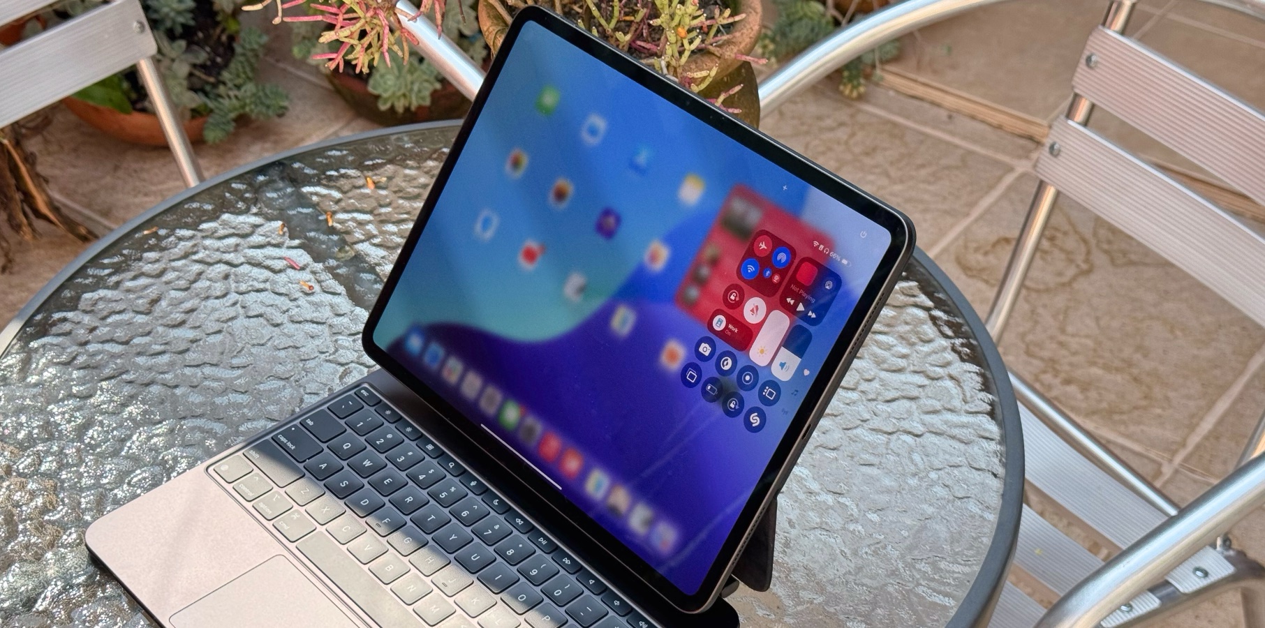 iPadOS 18.4 beta brings all-new Mail experience, new emojis, and more