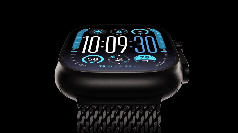 Apple Watch Ultra 2 in Black