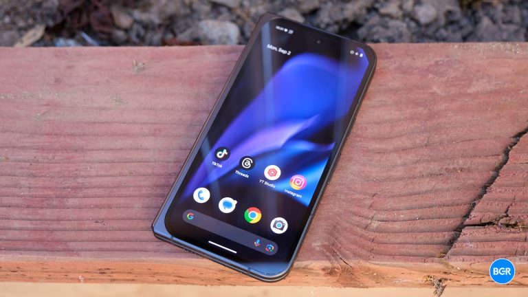 Google Pixel 9 Pro Fold Front Folded