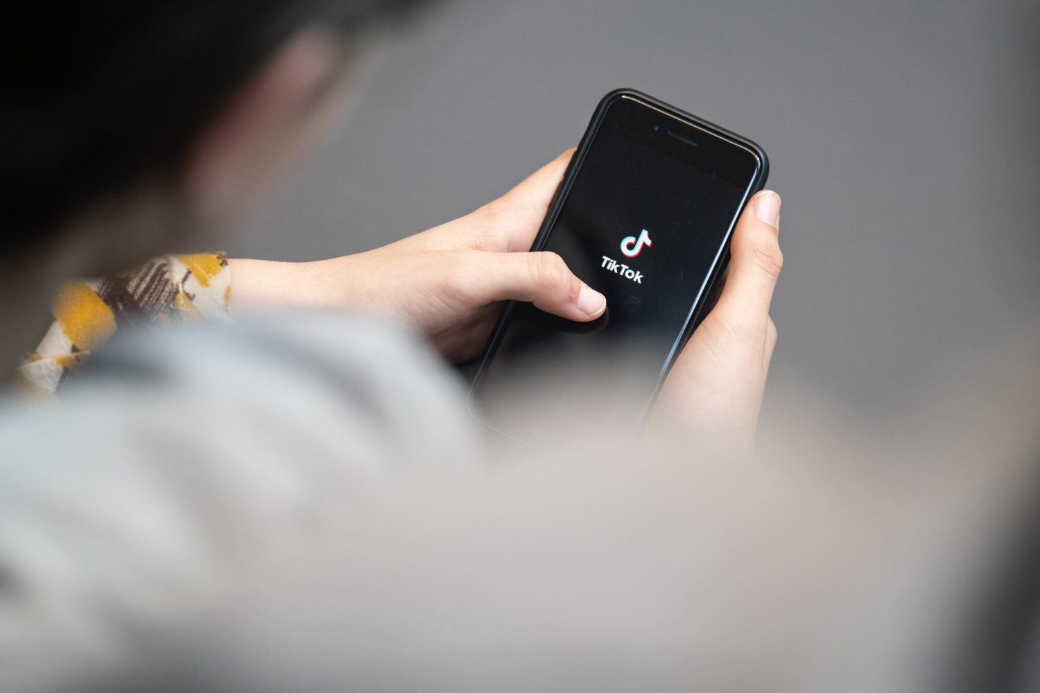 How to use TikTok AI Alive to turn photos into videos