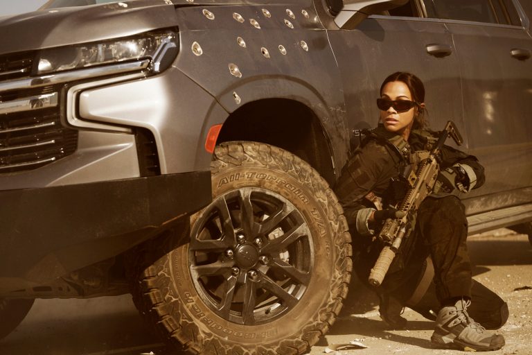 Lioness Zoe Saldana in Lioness on Paramount+