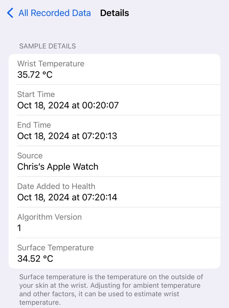 La temperatura de muñeca recopilada en el Apple Watch Series 10 muestra una lectura actual.