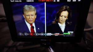 texts Donald Trump and Kamala Harris