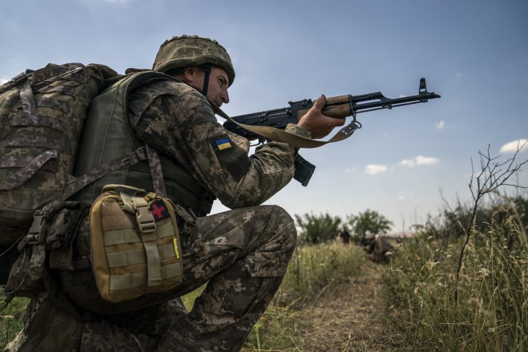 Ukraine soldier