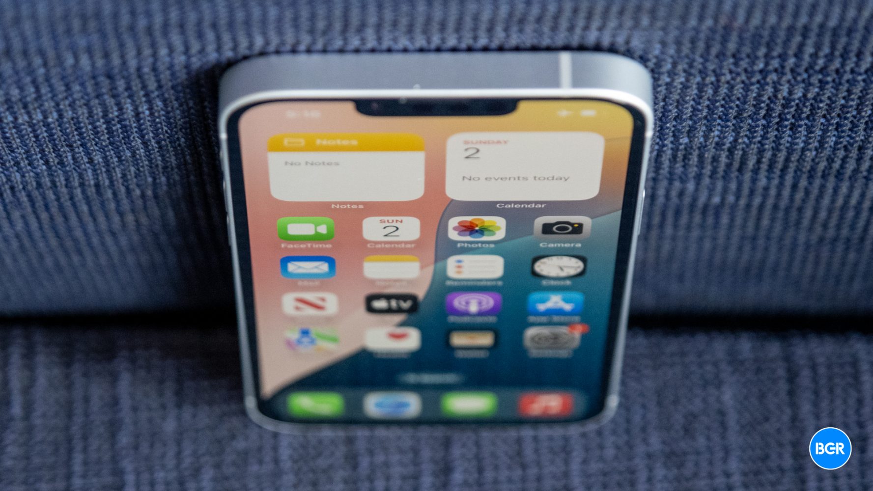 This might be our first look at Apple’s huge iOS 19 redesign