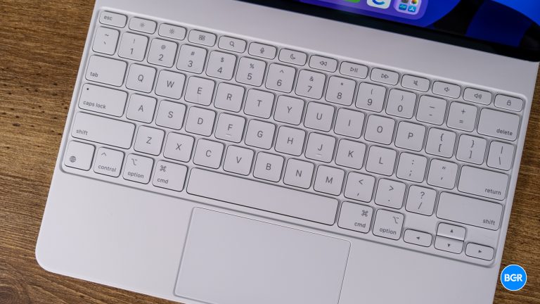 Apple iPad Air M3 on the Magic Keyboard