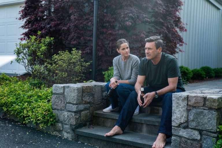 Amanda Peet and Jon Hamm in Your Friends & Neighbors on Apple TV+