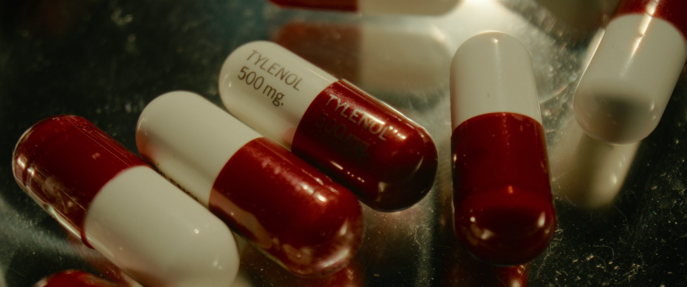 #1 on Netflix: Cold Case: The Tylenol Murders revisits a shocking crime that changed America
