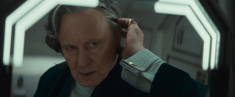 Stellan Skarsgård como Luthen Rael en Andor